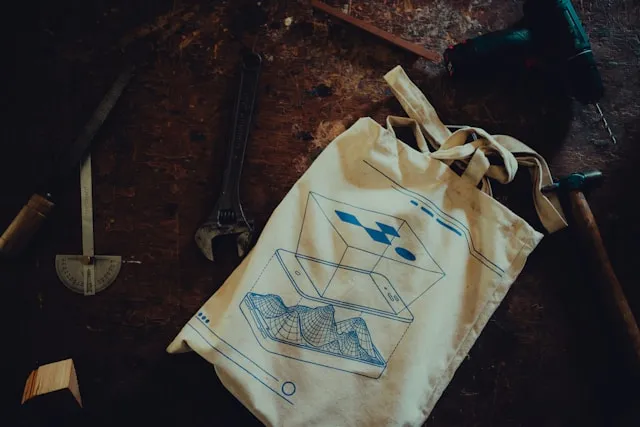 Design Your Own Tote Bag with Textile Craft Techniques